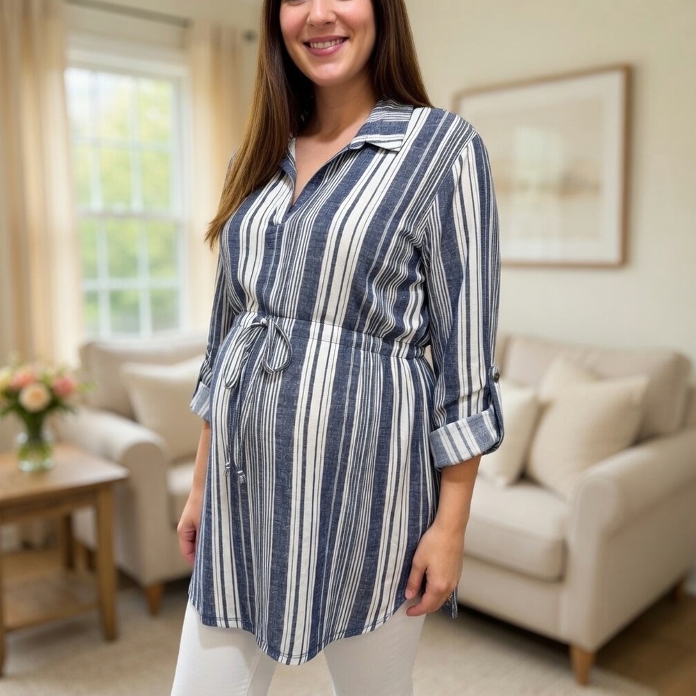 Derek Heart Navy and White Maternity Top